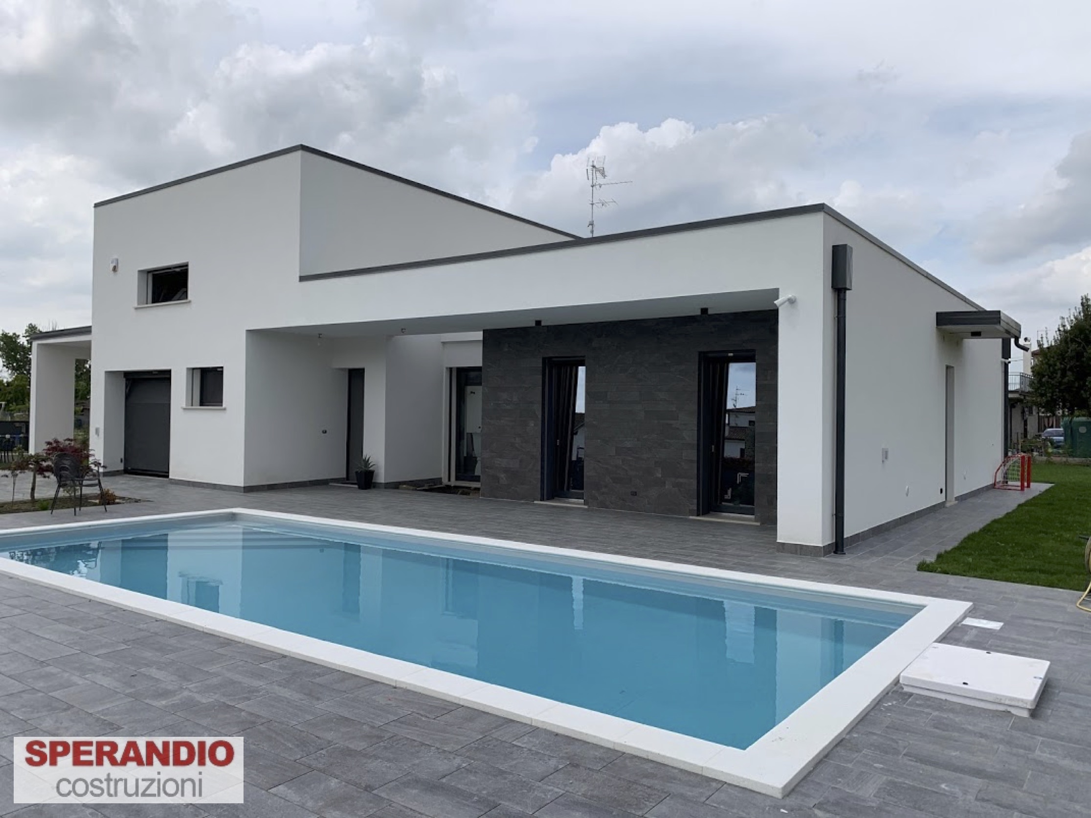 villa-moderna-san-pietro-di-morubio